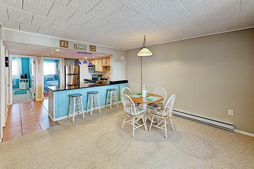 Apartamento Updated Oceanfront Patio Condo At The Colonial Condo