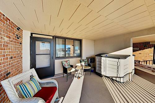 Apartamento Updated Oceanfront Patio Condo At The Colonial Condo