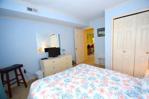 Apartamento Tiffanie By The Sea 319d Condo