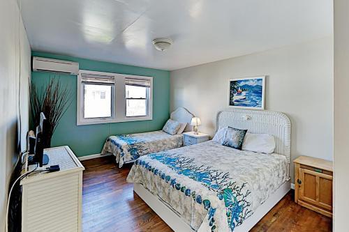 Apartamento Downtown Getaway With Balcony - Walk To Beach! Duplex