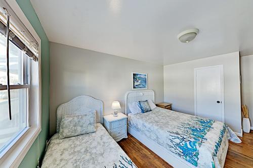 Apartamento Downtown Getaway With Balcony - Walk To Beach! Duplex