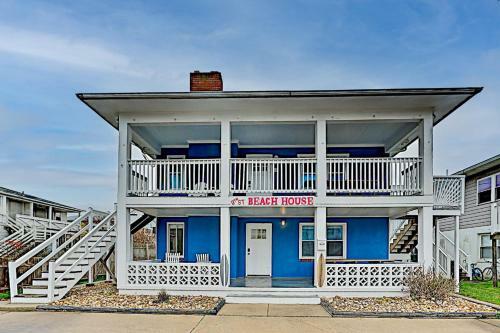 Apartamento Downtown Escape With Balcony - Walk To Beach! Duplex