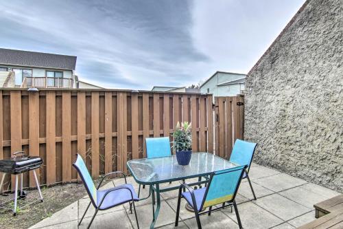 Apartamento Cozy Condo With Pool Access Half Mile From The Beach