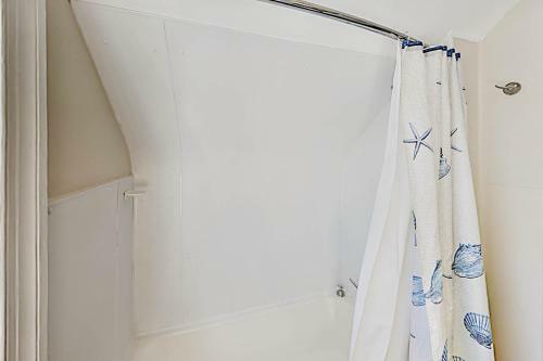 Apartamento Beach House - Unit 8 - Top-floor Ocean Peek Duplex