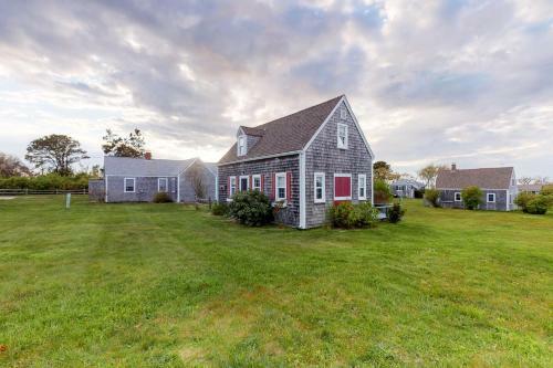 Sea Coast Cottage