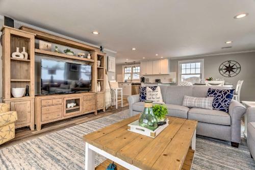 Bourne Home With Deck, Steps From Cape Cod Canal