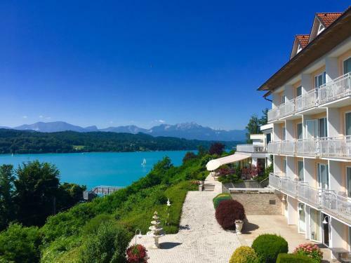 Ferienhotel W�rthersee