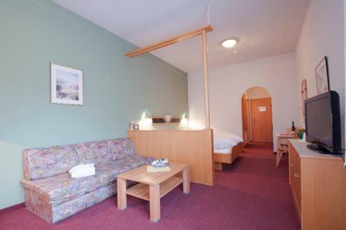Hotel Alpenfriede