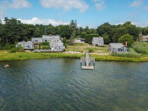 417 Waterfront Cottage With Boat Dock Beautiful Water Views Dog Friendly