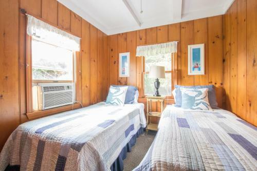 417 Waterfront Cottage With Boat Dock Beautiful Water Views Dog Friendly