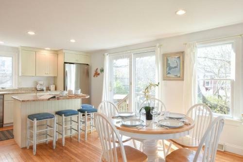 401 Stunning Bay View From Rooftop Deck Steps To Private Beach Dog Friendly