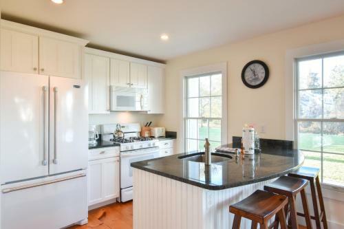 446 Waterfront Fun Awaits In This Huge Family Estate