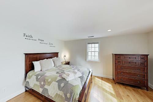 New Listing! Spacious Harwich Charmer - Near Beach Home