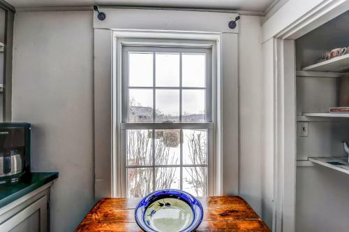 Ipswich Cottage With Beautiful Views, 5 Mins To Beach