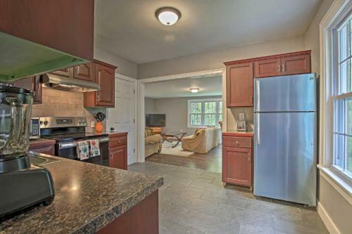 Beautiful Lenox Home, 3 Mi To Shakespeare And Co!