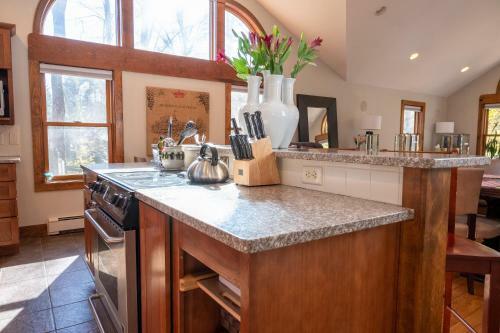 Hostal Private Berkshire Escape Special April Pricing Select Your Dates For Discount Monthly Pricing