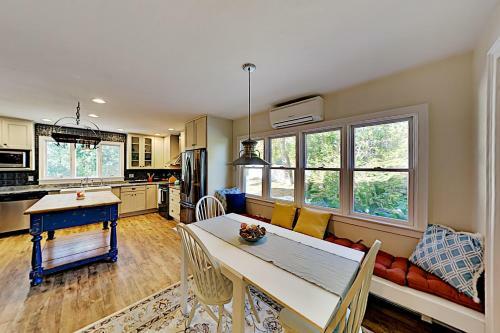 Classic Cape Cod Home - Patio & Outdoor Fireplace Home