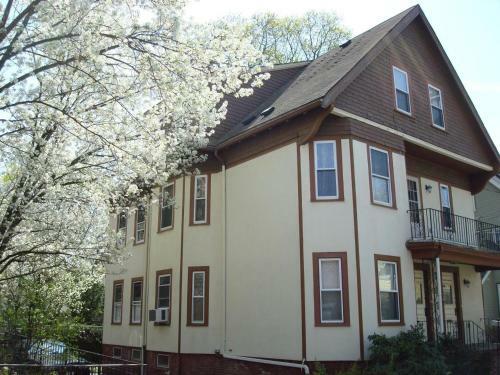 Bowers House Bed And Breakfast
