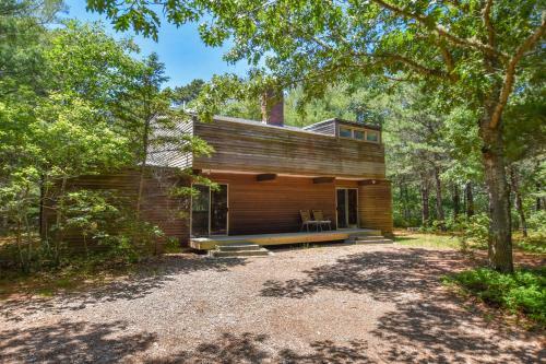 201 Central Yet Secluded Location Architectural Modern Home 5 Mins To Beach