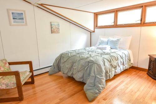 201 Central Yet Secluded Location Architectural Modern Home 5 Mins To Beach