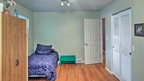 Charming Bay City House With Deck, Walk To Lake Huron