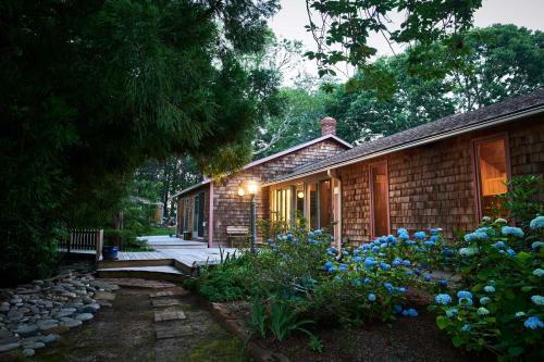 Stylish Wellfleet Home With Patio On 2 Private Acres!