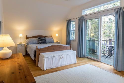 311 Modern Architectural With Ocean Views And Five Decks On Lt Island