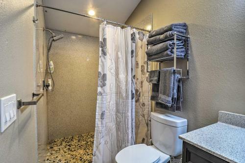 Modern Farmhouse On 80 Acres - 2 Mi To Beach!