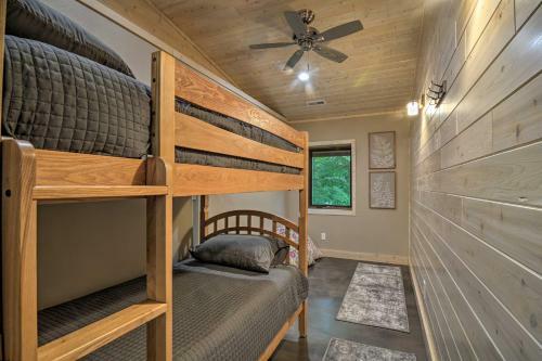 Modern Farmhouse On 80 Acres - 2 Mi To Beach!