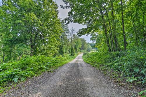 Modern Farmhouse On 80 Acres - 2 Mi To Beach!