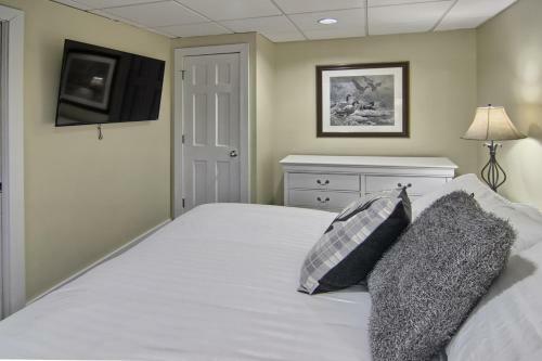 691 Disciples Village Condo