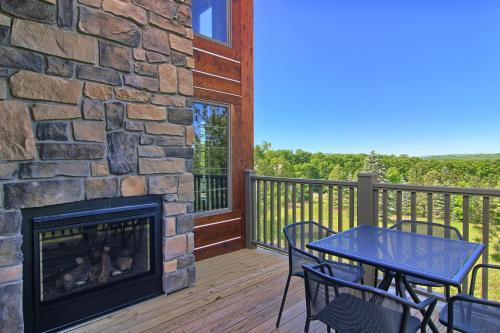 7325 Creekside Condo