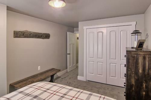 The White Tail Lodge