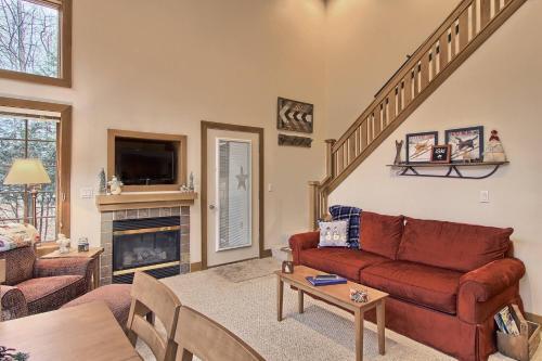 662 Disciples Village Condo