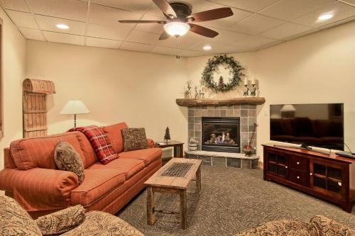 662 Disciples Village Condo