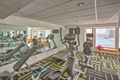 Boyne Falls Townhome With Forest Views-walk To Lifts!