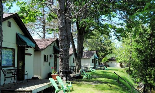Betsie Riverside Resort