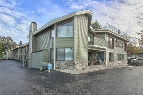109 Pointes North Inn