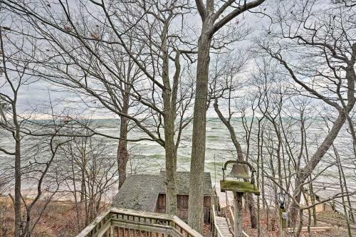 Lake Michigan Waterfront Home 1 Mi To Dtwn!