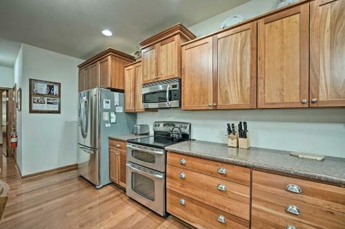 Lake Michigan Waterfront Home 1 Mi To Dtwn!