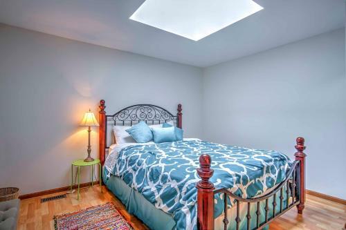 Lovely Apartment With Balcony In Downtown Grand Haven