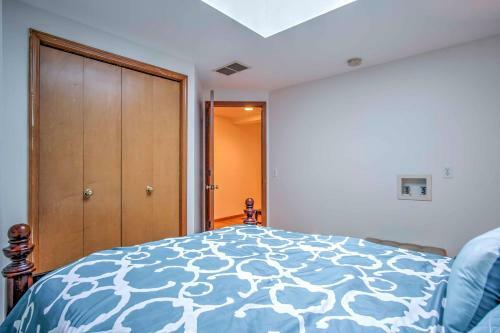 Lovely Apartment With Balcony In Downtown Grand Haven