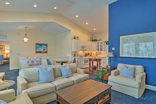 Apartamento Harbor Springs Condo With Bay View - Walk To Beach!