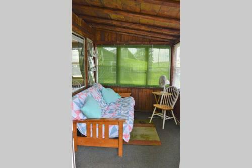 Apartamento Quaint Cabin Near Many Attractions W/ Private Dock