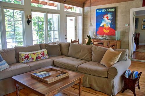 Happy Thoughts Cottage