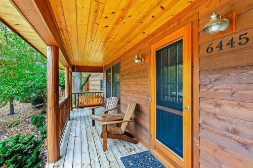 Kingfisher Cove Cabin 16