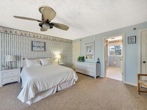 304 North Shore Inn