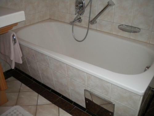 Hostal Pension K�berl