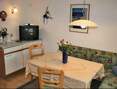 Hostal G�stehaus Resi