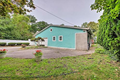 Lake Michigan Family Home With Private Beach Access!